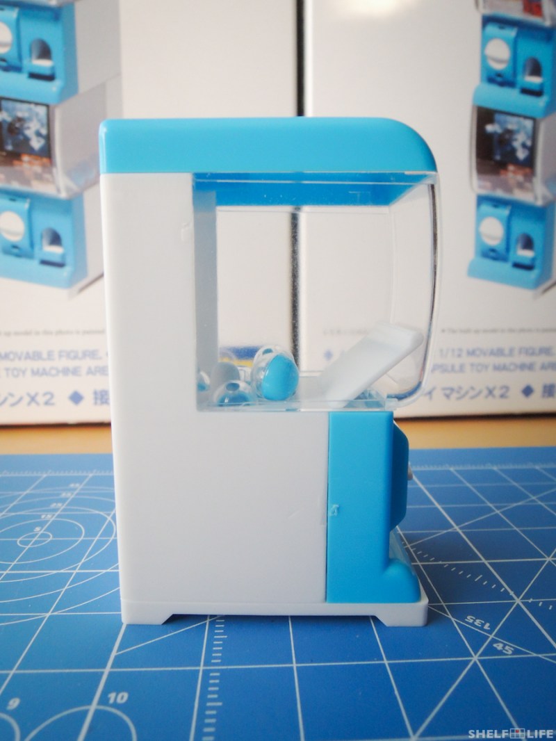 1/12 Capsule Toy Machine - Right