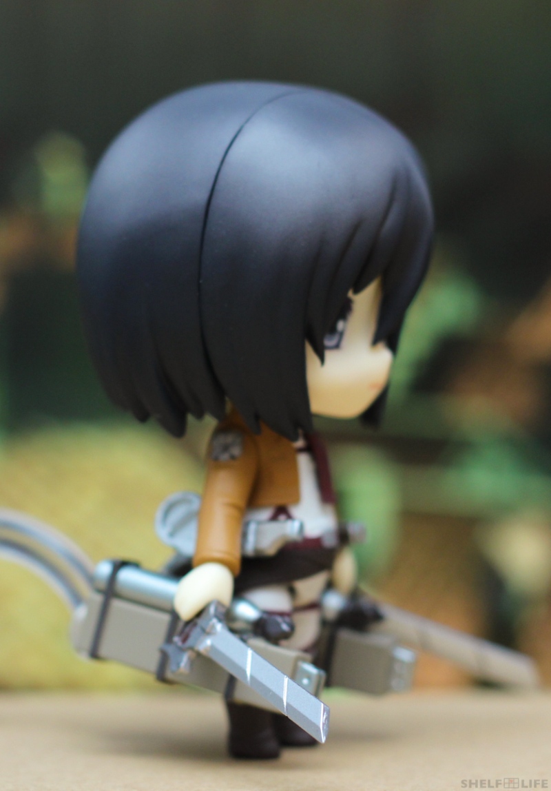 Nendoroid Mikasa - 3DMG Equip and Blades Side